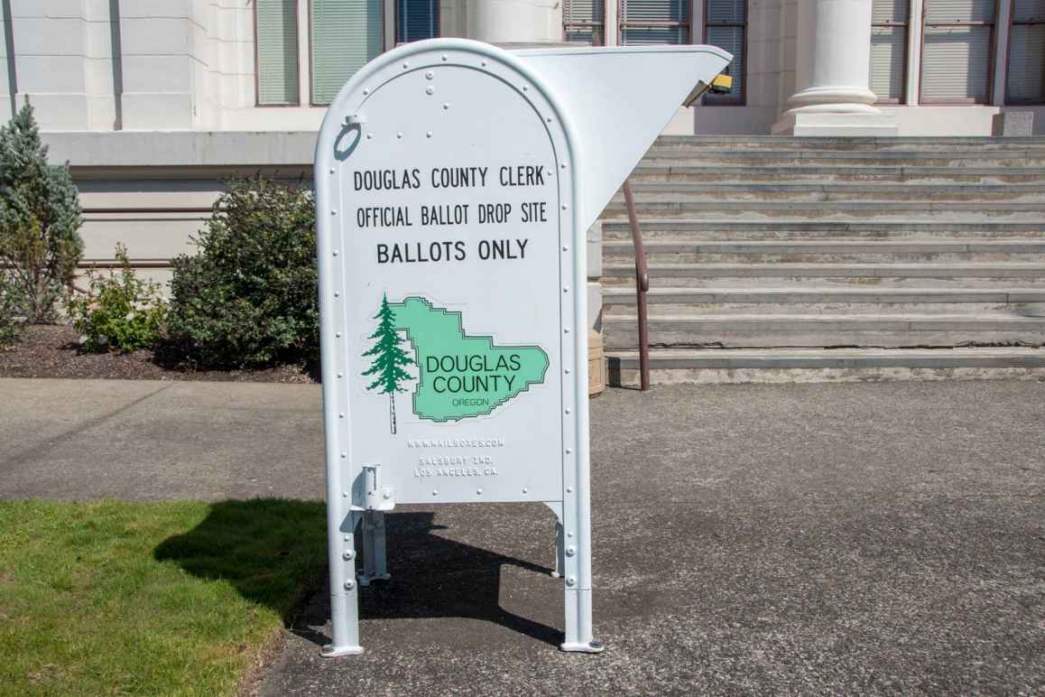 ballot drop box in douglas county